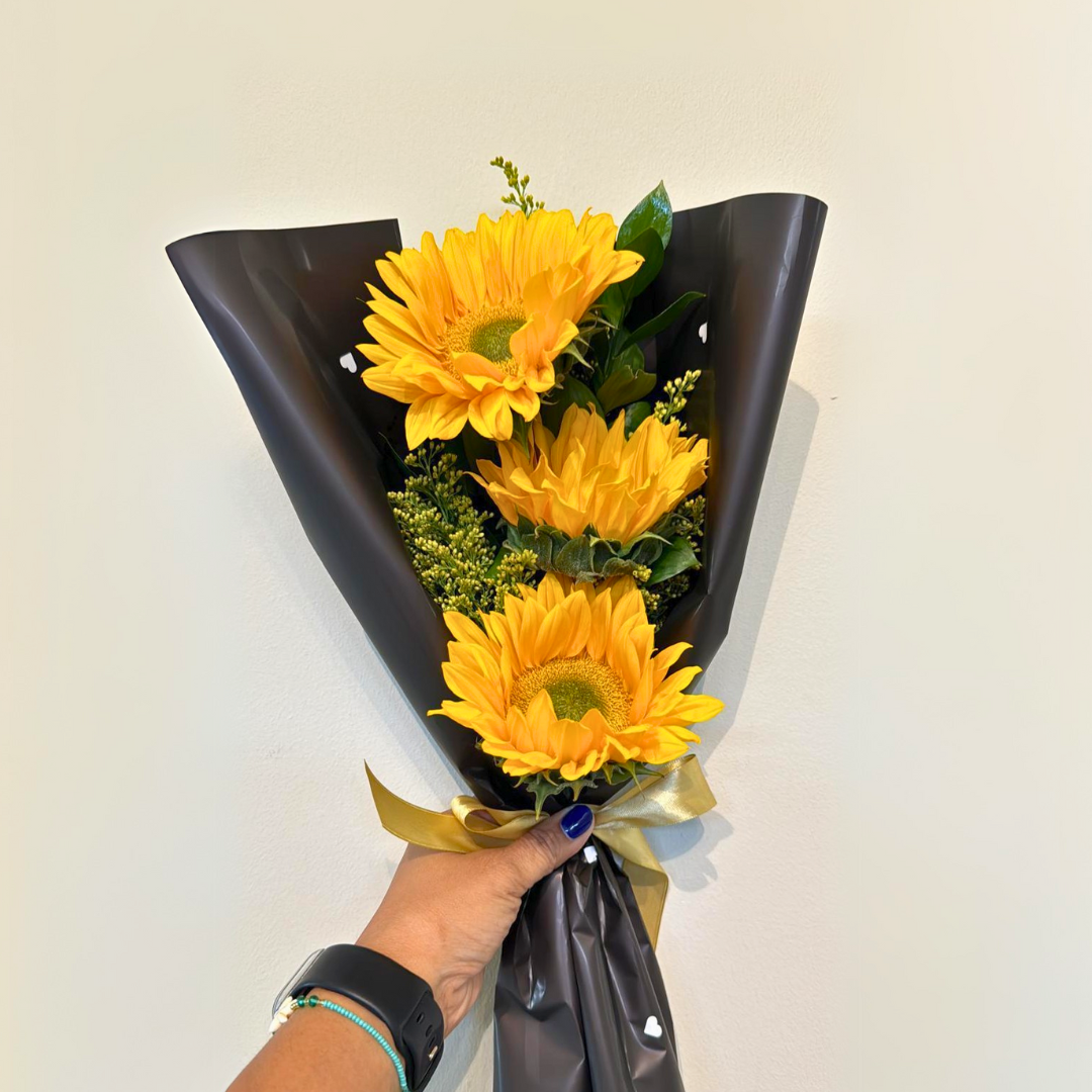 Golden Elegance Bouquet