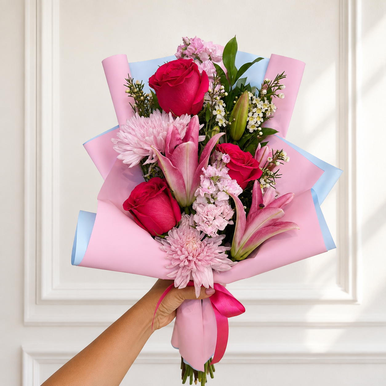 Bouquet de Novia "Sueño Rosa" – Rosas Magenta, Lirios y Tonos Pasteles